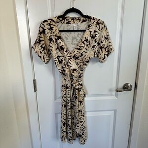 Diane Von Furstenberg Cream and Black Midi Dress